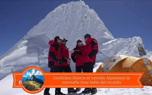 El nevado alpamayo Ubicado Áncash, Perú